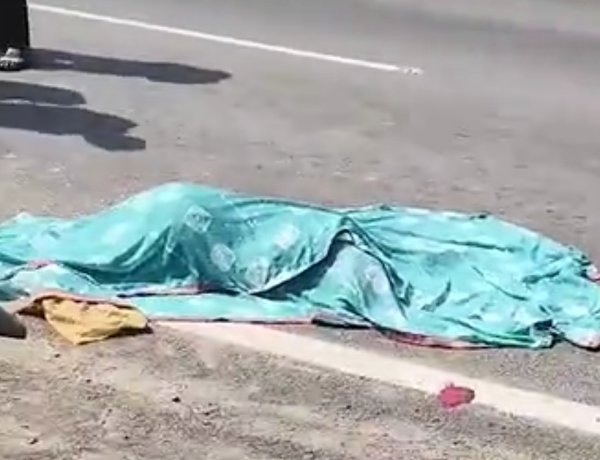 रतलाम में दर्दनाक सड़क हादसा : तेज रफ्तार ट्राले ने बाइक को मारी टक्कर, मां और एक महीने के मासूम की मौत
