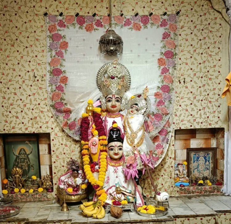 धर्म और आस्था का अद्भुत संगम: रतलाम के 350 वर्ष पुराने रियासतकालीन महालक्ष्मी मंदिर में होगा करोड़ों के नोटों का अलौकिक श्रृंगार